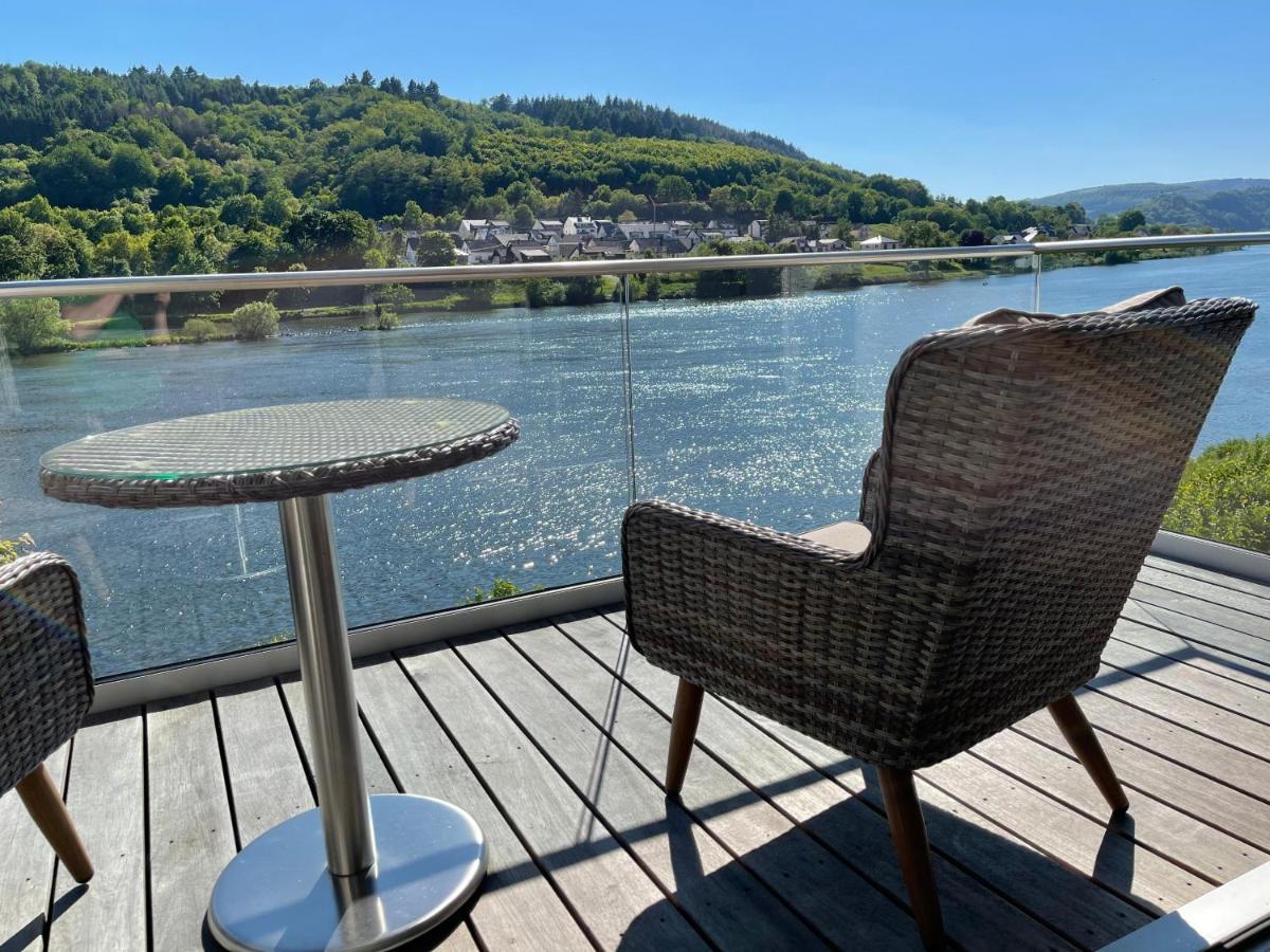 Hotel Garni "Cafe Im Hamm" Zell an der Mosel Exterior foto